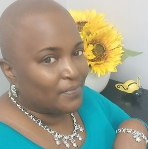 Silver plated teddy bear xo necklace set